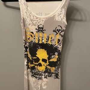 Woman’s tank top small